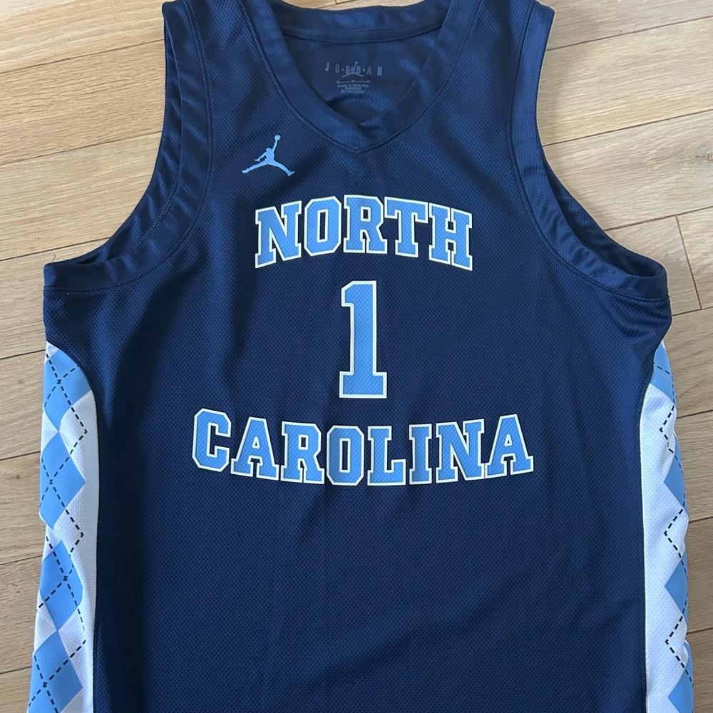 Men’s Medium Jordan UNC replica jersey #1
